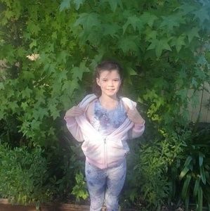 Meet your Posher, Alana